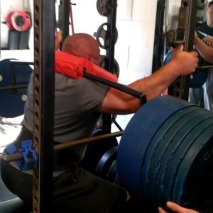 460kg Hatfield Squat.jpg